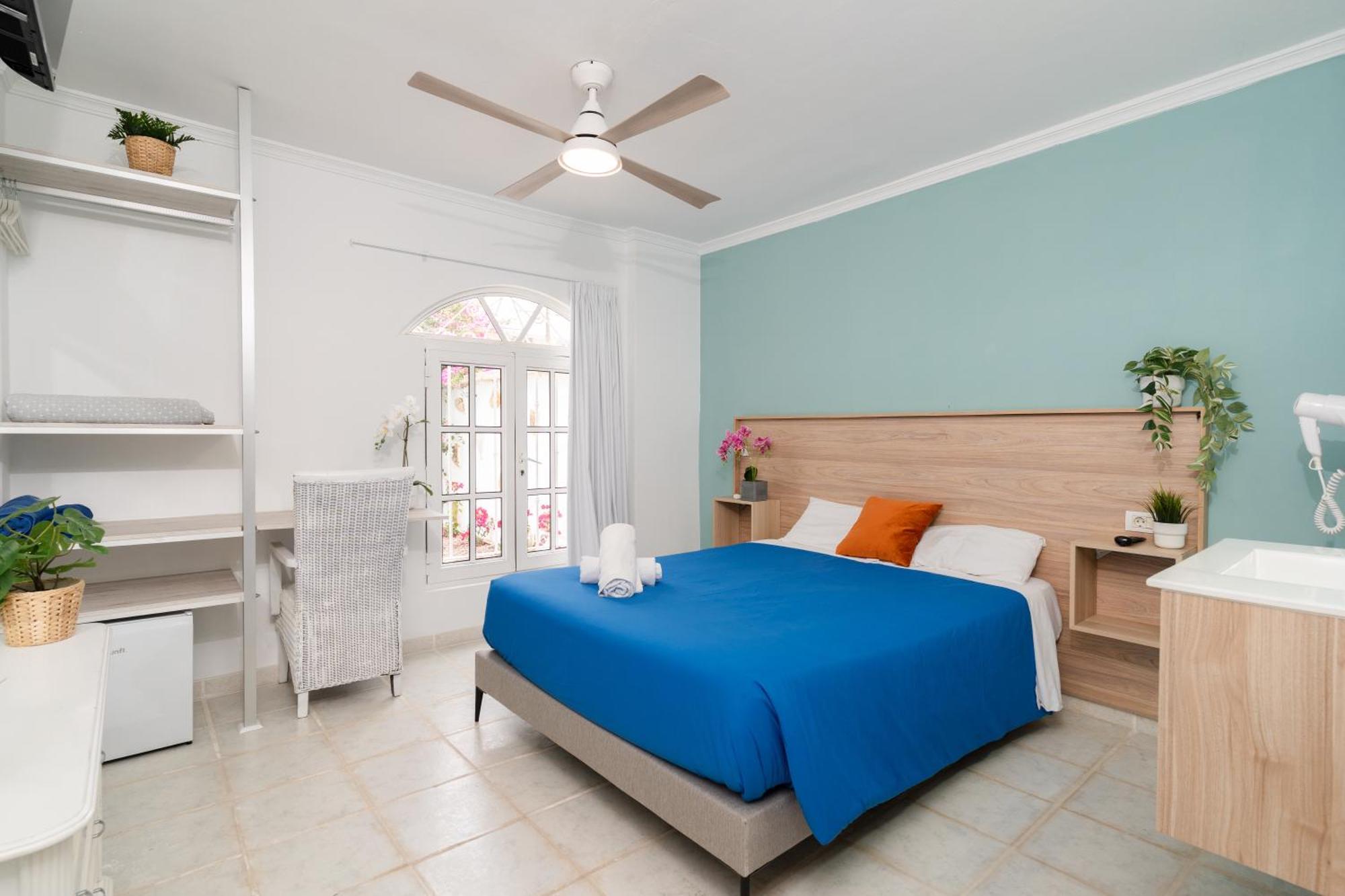 Guest House Villa Neon Tenerife อาโรนา ภายนอก รูปภาพ